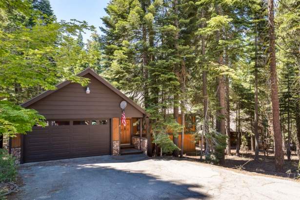 King S Cabin With Pool Table Table Tennis And Dry Sauna